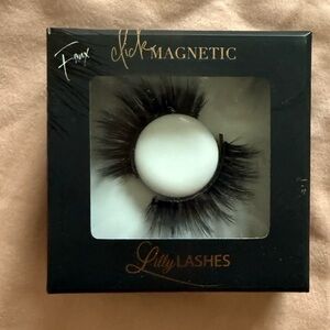 Lilly Lashes “Miami” Faux Mink Magnetic Lashes in Black